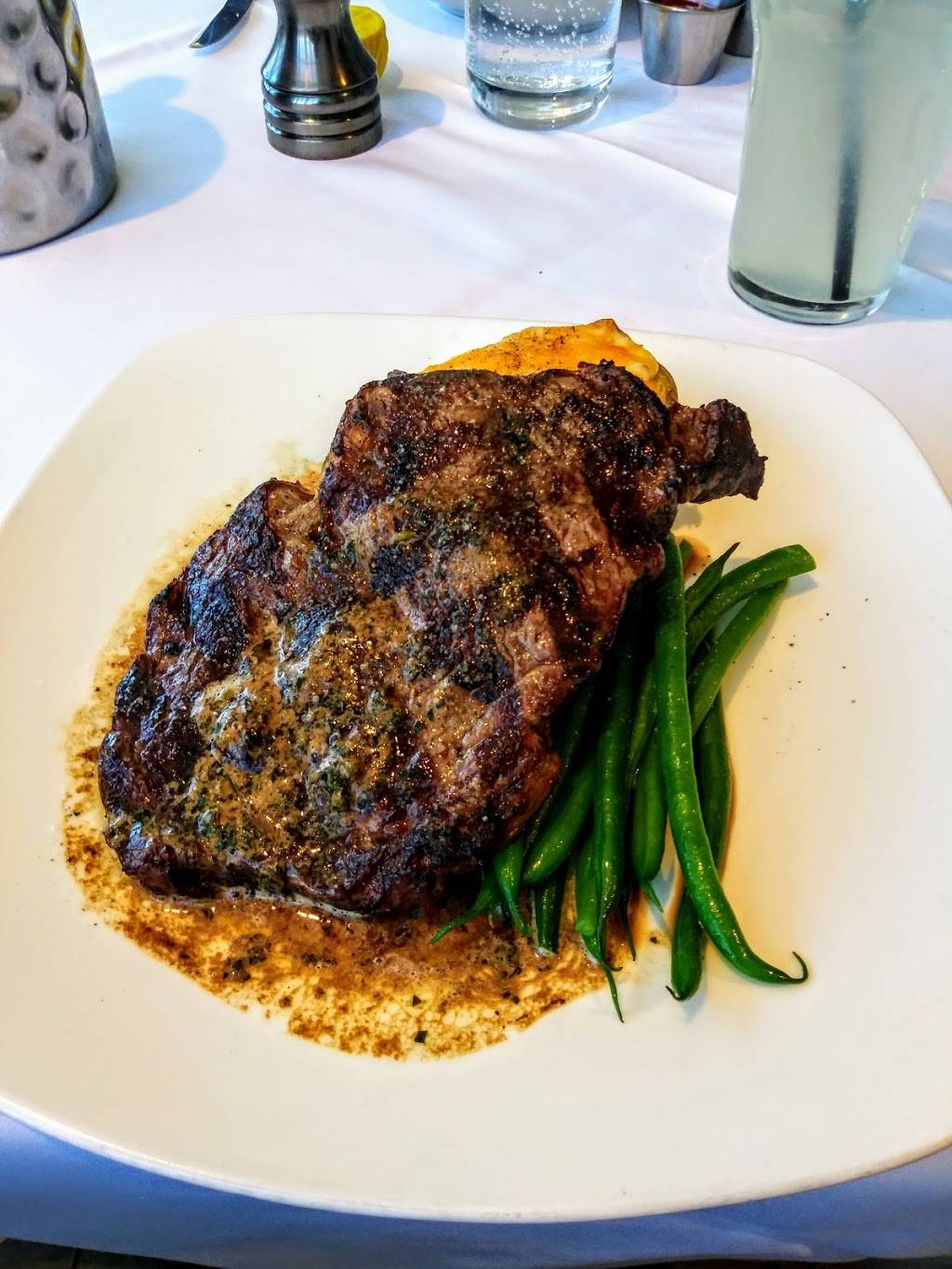 Washington House Restaurant | restaurant | 55 S Finley Ave, Basking Ridge, NJ 07920, USA | 9087667610 OR +1 908-766-7610