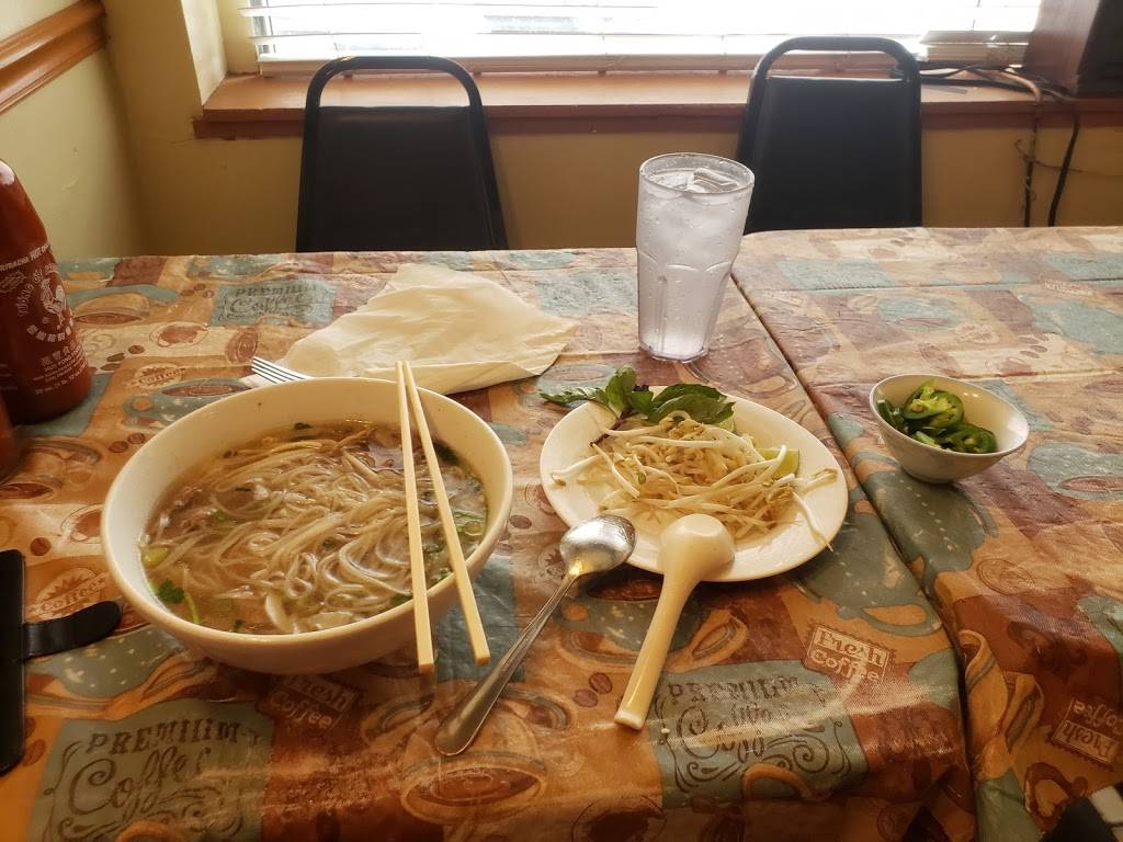 Trams Kitchen | restaurant | 4050 Penn Ave, Pittsburgh, PA 15224, USA | 4126822688 OR +1 412-682-2688