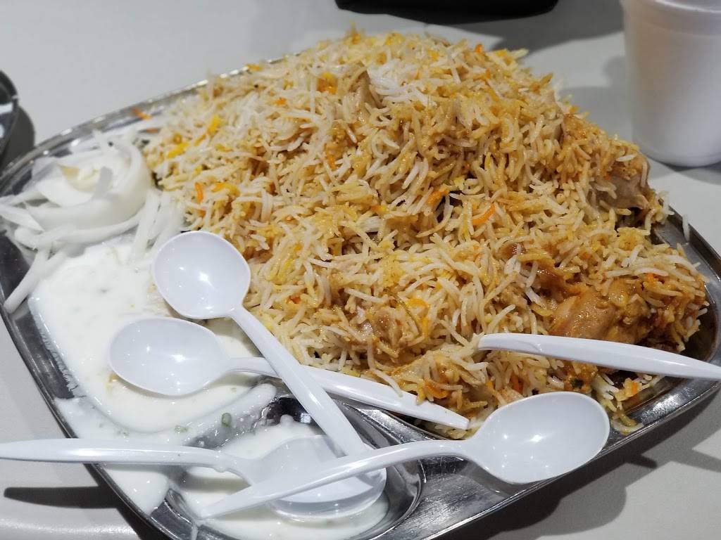 Ghareeb Nawaz Restaurant | restaurant | 2032 W Devon Ave, Chicago, IL 60659, USA | 7737615300 OR +1 773-761-5300