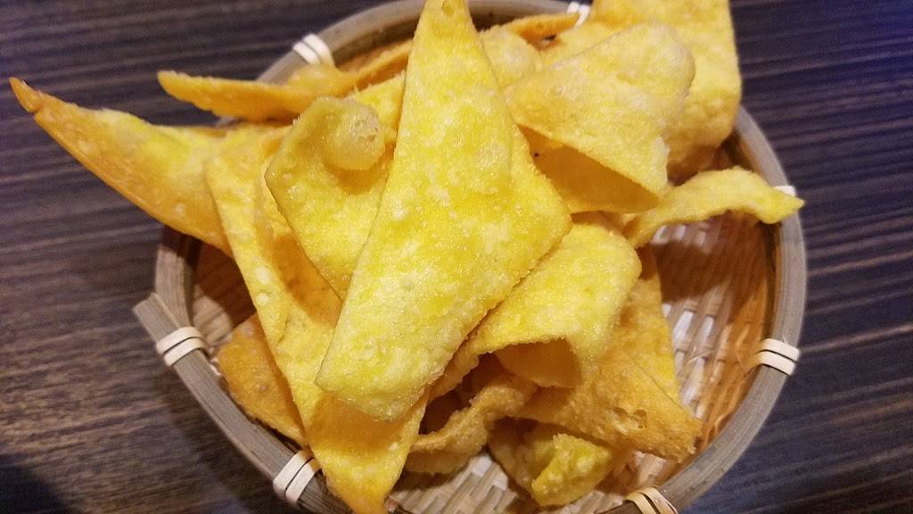 Chopsticks Sushi Bar & Asian Cuisine | restaurant | 1650 IN-44 #44, Shelbyville, IN 46176, USA | 3174210388 OR +1 317-421-0388