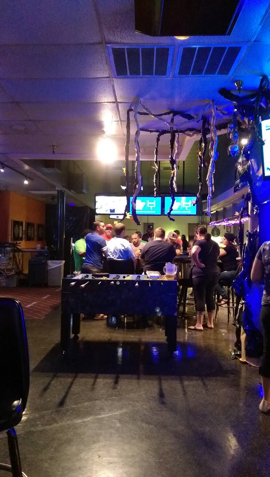 Clicks Billiards | restaurant | 1455 N, FL-436 #291, Casselberry, FL 32707, USA | 4076789366 OR +1 407-678-9366