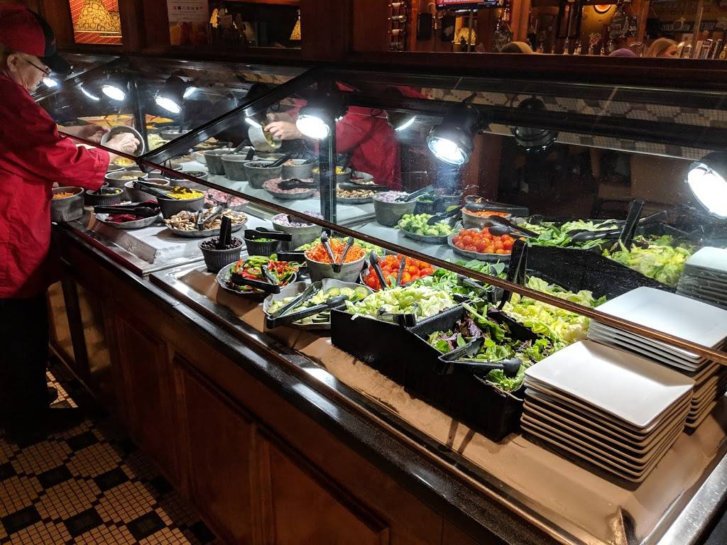 Ruby Tuesday | restaurant | 2250 Southgate Pkwy, Cambridge, OH 43725, USA | 7404397585 OR +1 740-439-7585