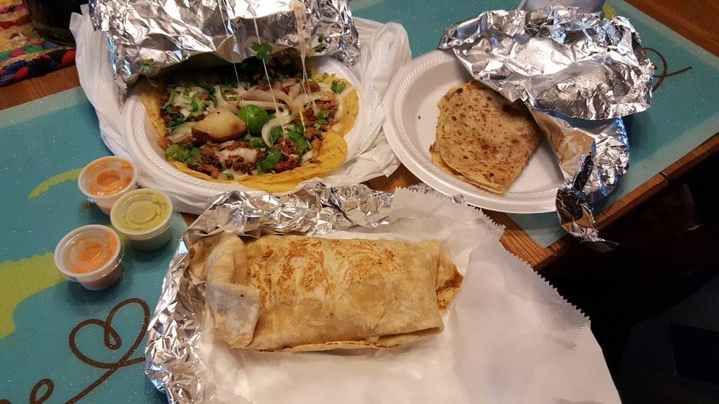 Leos Snacks | restaurant | Bacliff, TX 77518, USA | 8324619462 OR +1 832-461-9462