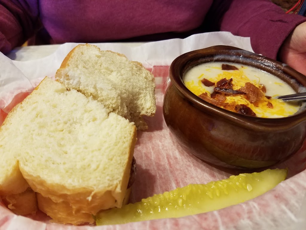 Downtown Deli | restaurant | 58 Public Square, Somerset, KY 42501, USA | 6064255845 OR +1 606-425-5845