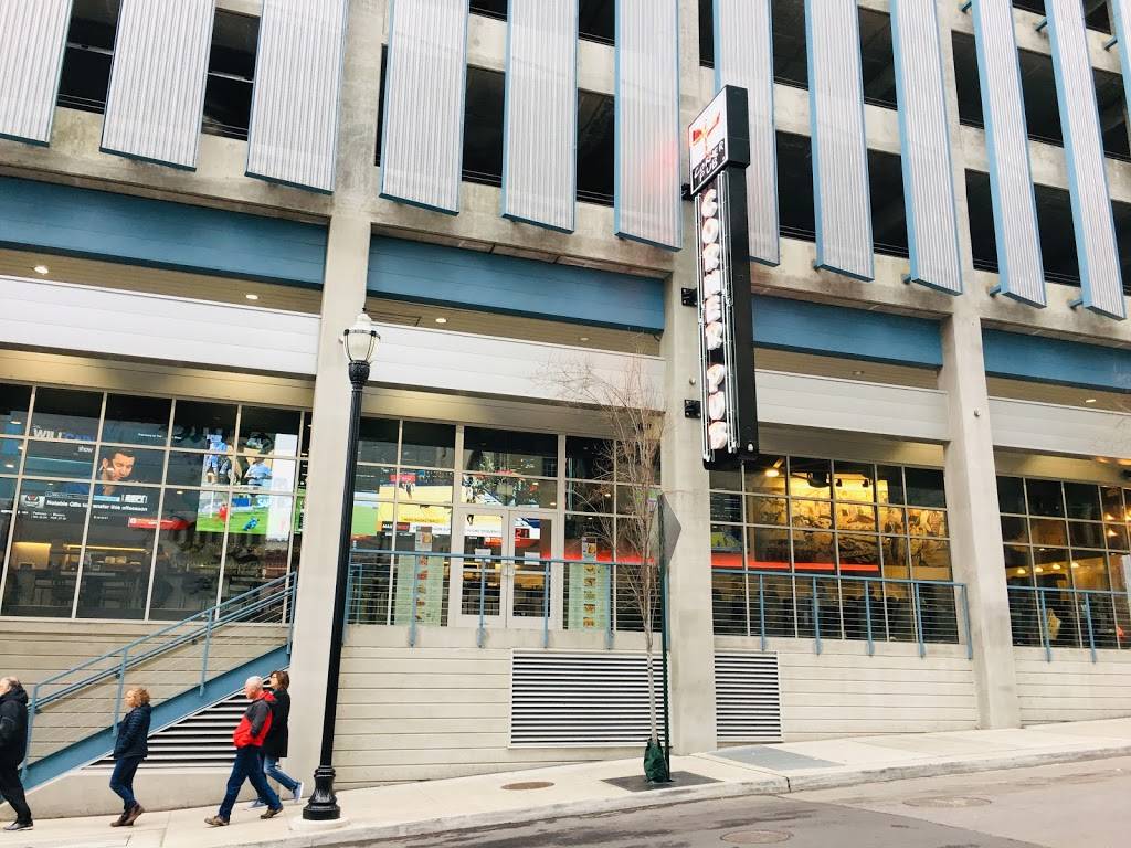 Corner Pub Downtown | restaurant | 151 5th Ave N, Nashville, TN 37219, USA | 6159205808 OR +1 615-920-5808