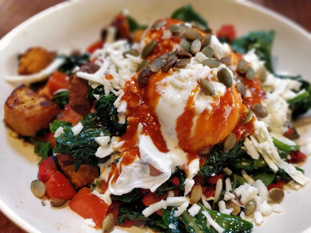 Left Coast | restaurant | 2878 N Lincoln Ave, Chicago, IL 60657, USA | 7738805338 OR +1 773-880-5338