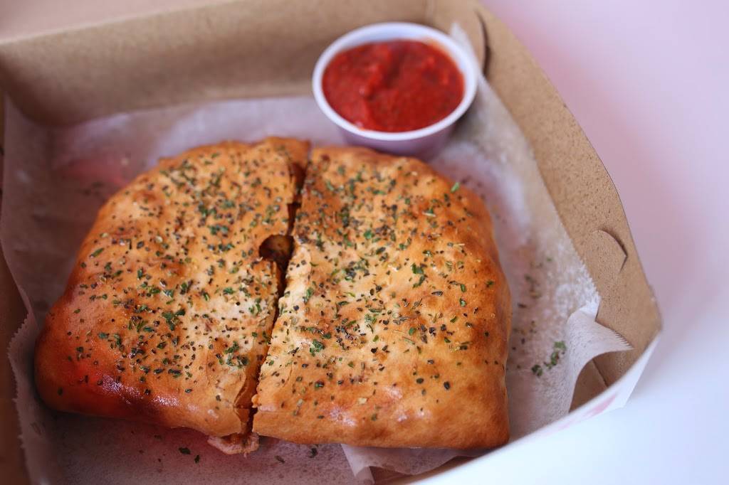 D.P. Dough | meal delivery | 374 Richland Ave, Athens, OH 45701, USA | 7405948585 OR +1 740-594-8585