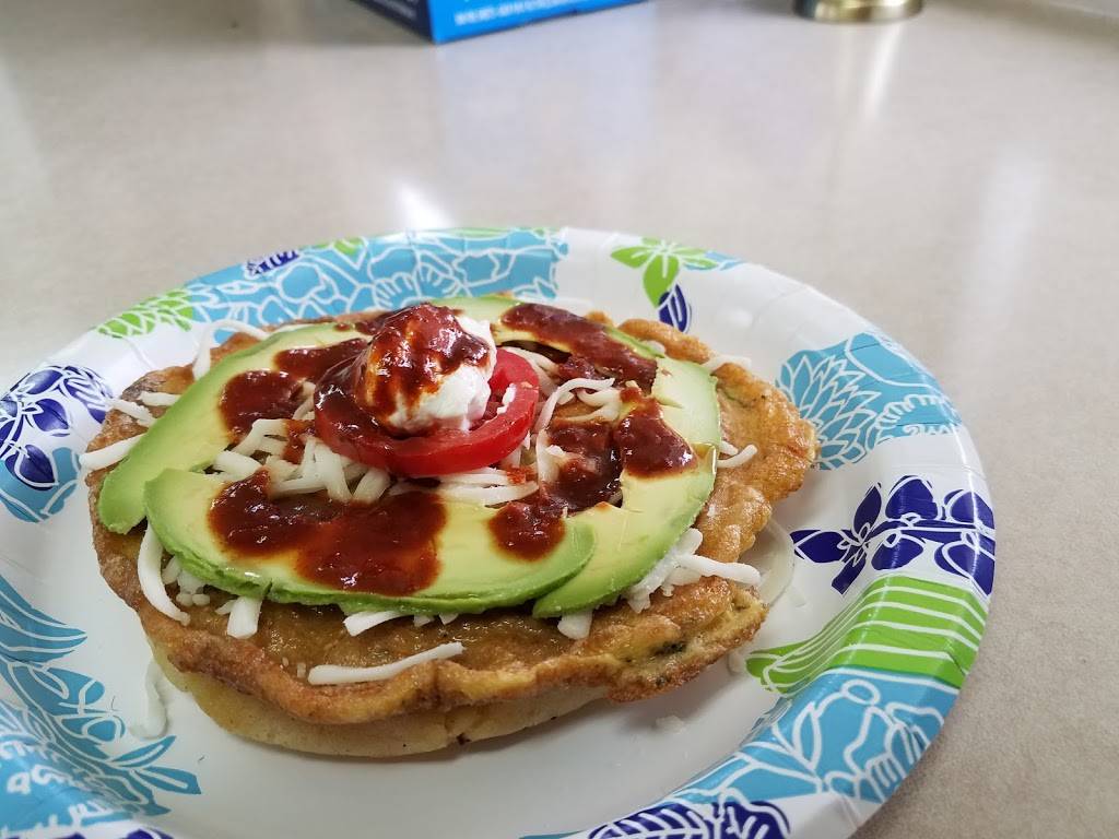 Carlitos Pupuseria | restaurant | 1290 W 6th Ave, Eugene, OR 97402, USA | 5416067075 OR +1 541-606-7075