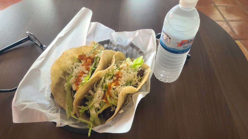 Nandos tacos | restaurant | 1011 1st St E, Humble, TX 77338, USA | 2814922290 OR +1 281-492-2290