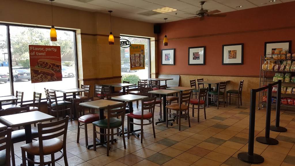 Subway | restaurant | 6204, 150-C, New Boston St, Woburn, MA 01801, USA | 7815690550 OR +1 781-569-0550