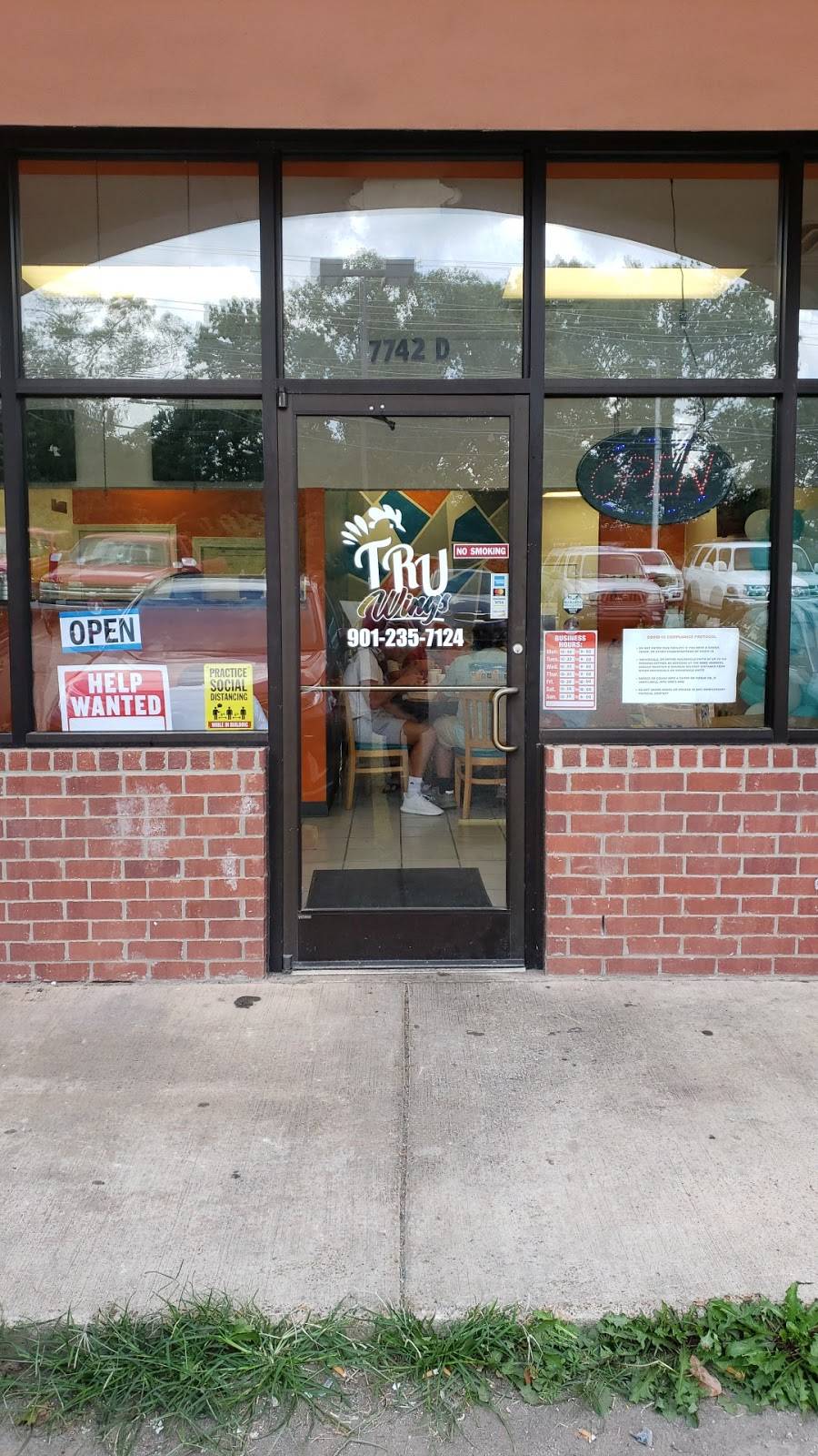 Tru Wings | restaurant | 7742 US-64, Oakland, TN 38060, USA | 9012357124 OR +1 901-235-7124