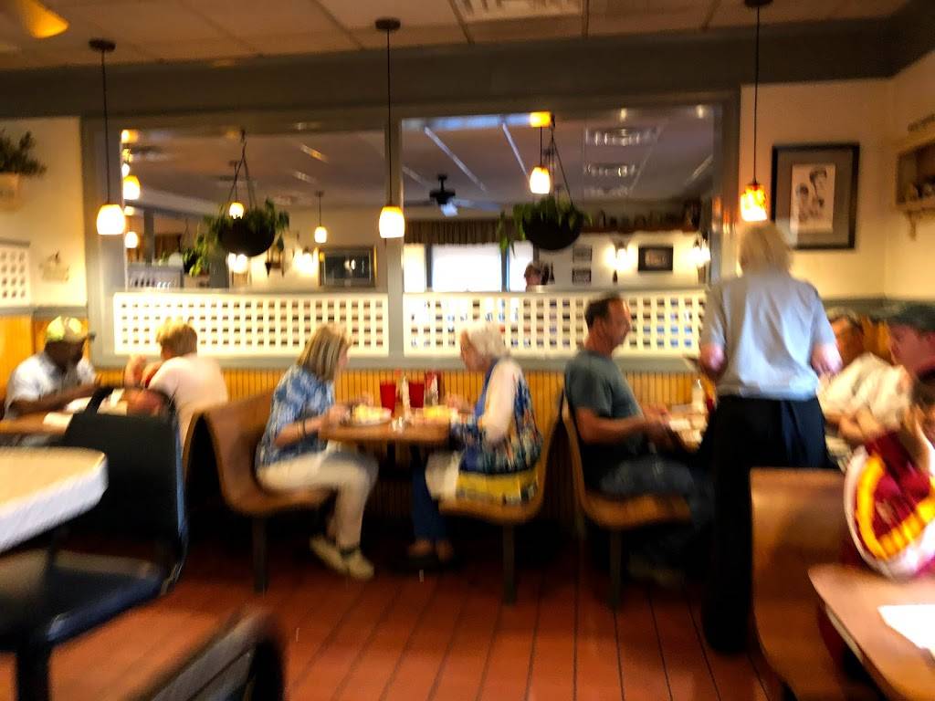 Papermill Place | restaurant | 2214 Papermill Rd, Winchester, VA 22601, USA | 5406671136 OR +1 540-667-1136