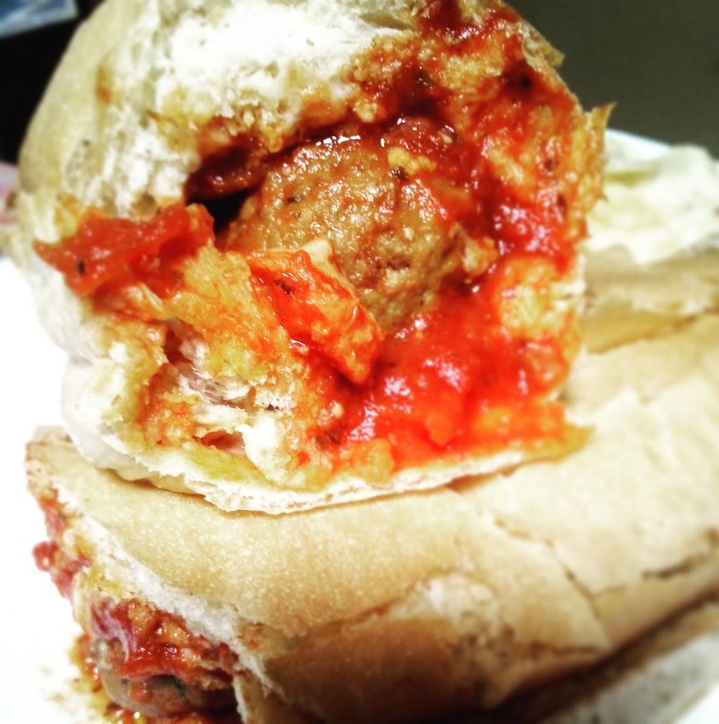 Subway | restaurant | 340 Grove St, Worcester, MA 01605, USA | 5087923355 OR +1 508-792-3355