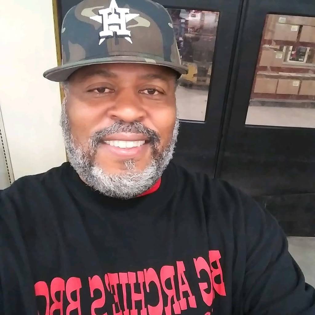 Big Archies BBQ | restaurant | 9202 Rosehaven Dr, Houston, TX 77051, USA | 8322076318 OR +1 832-207-6318