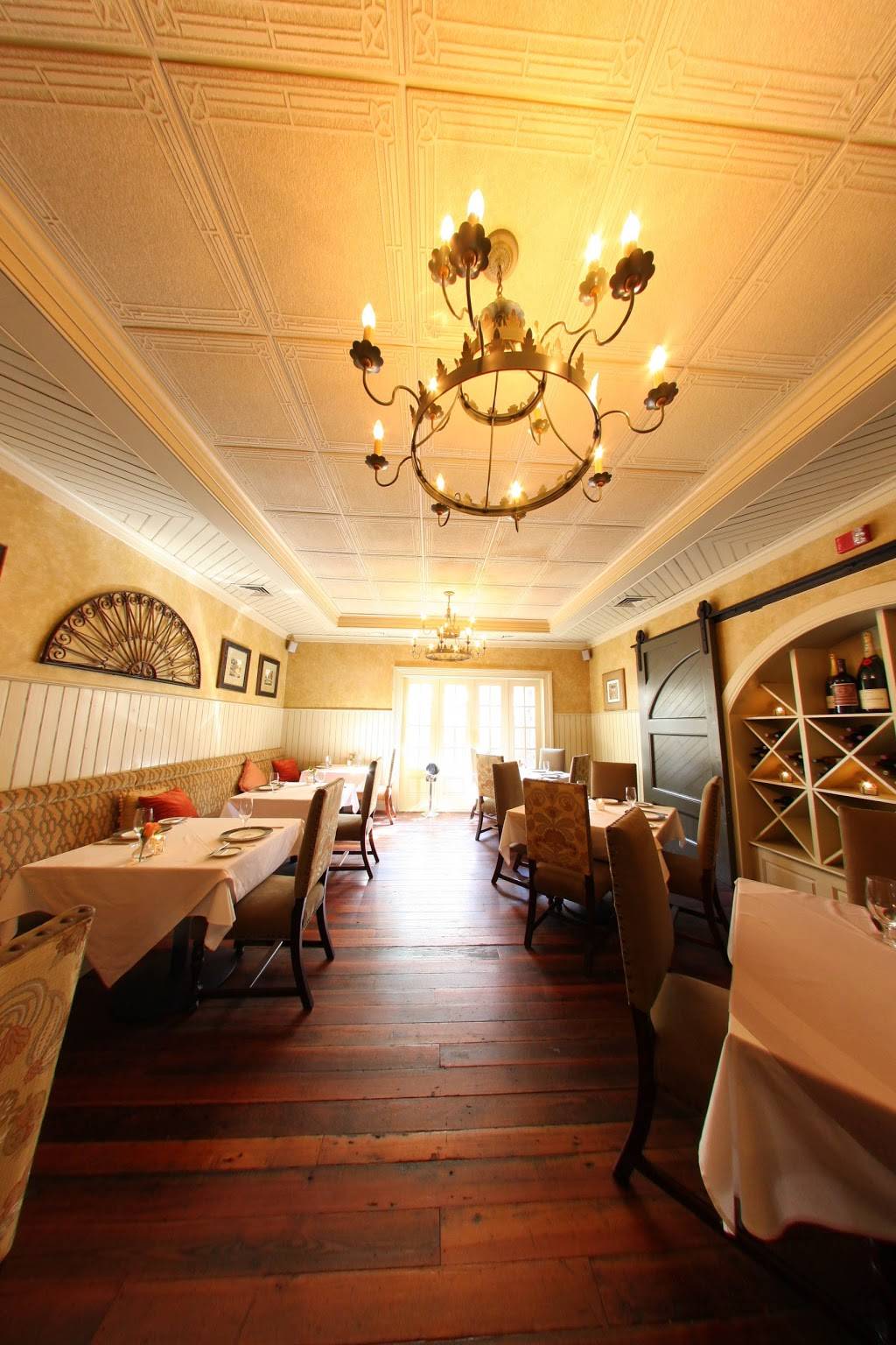 Circa 1886 Restaurant | restaurant | 149 Wentworth St, Charleston, SC 29401, USA | 8438537828 OR +1 843-853-7828