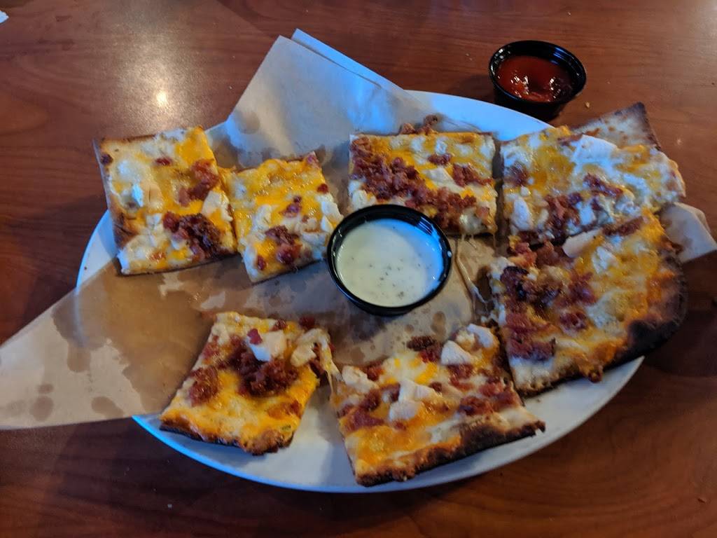 Native Grill & Wings | restaurant | 21164 N John Wayne Pkwy, Maricopa, AZ 85138, USA | 5205686077 OR +1 520-568-6077