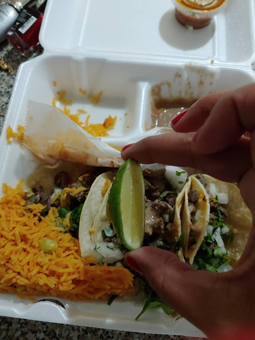 Molé Molé | restaurant | 357 Hooker Ave, Poughkeepsie, NY 12603, USA | 8454522850 OR +1 845-452-2850