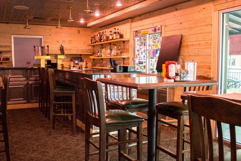 Moonlight Diner | restaurant | 6250 Tower Rd, Denver, CO 80249, USA | 3033071750 OR +1 303-307-1750