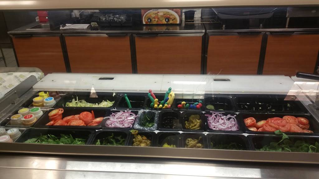 Subway Restaurants | restaurant | 6800 Reseda Blvd, Reseda, CA 91335, USA | 8189960432 OR +1 818-996-0432