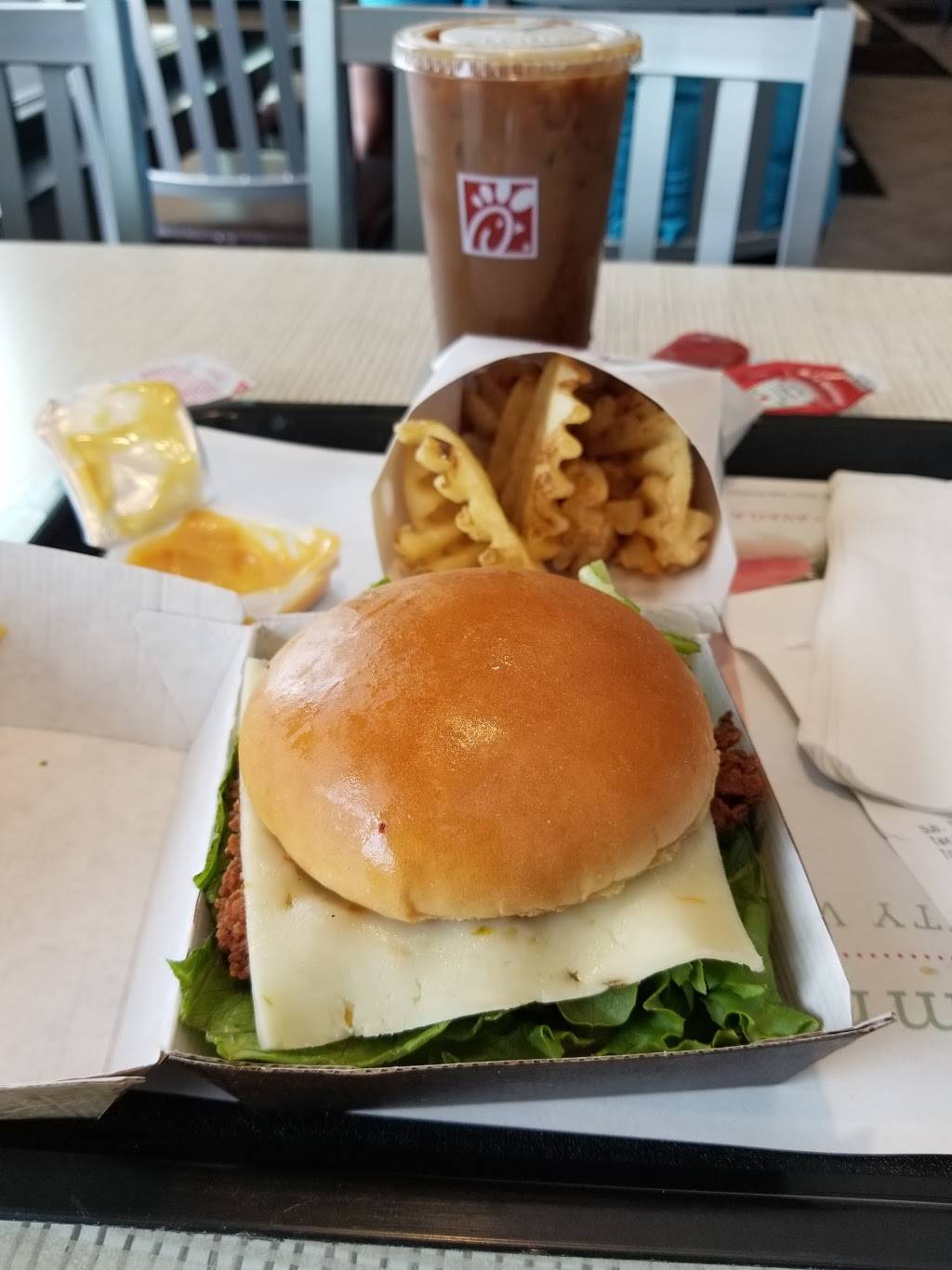 Chick-fil-A | restaurant | 1545 Edgeknoll Dr SE, Grand Rapids, MI 49508, USA | 6166566000 OR +1 616-656-6000