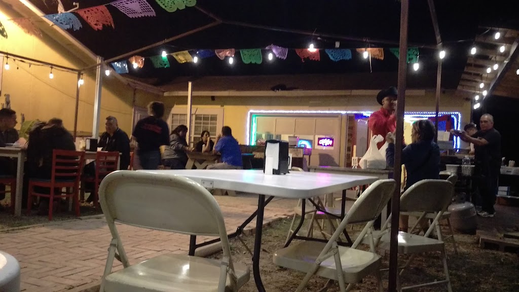 Pablitos Place | restaurant | 496 Memo Robinson Dr, Eagle Pass, TX 78852, USA | 8302130212 OR +1 830-213-0212