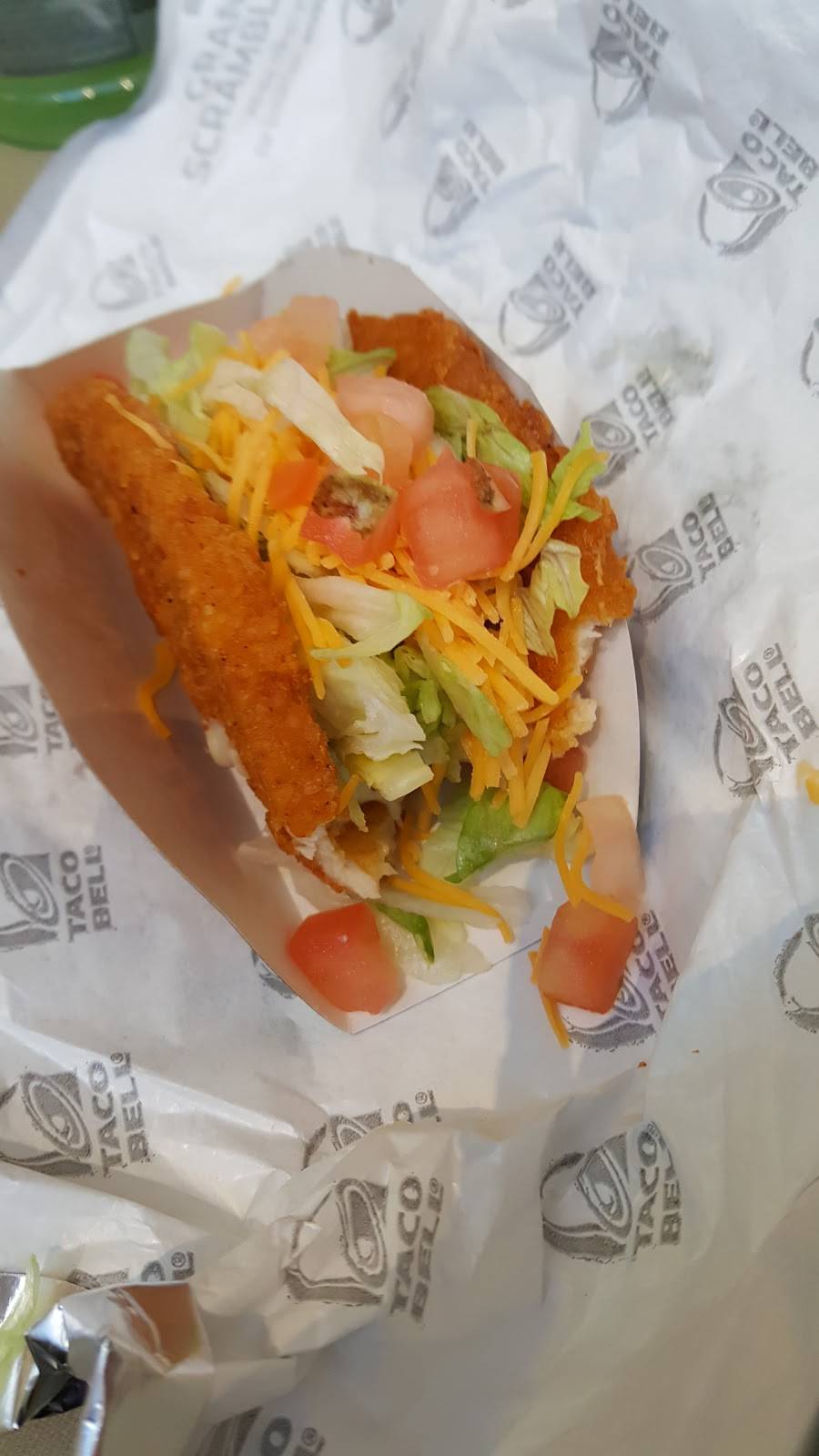 Taco Bell | restaurant | 3710 U.S. 9 #2221, Freehold, NJ 07728, USA | 7324090015 OR +1 732-409-0015