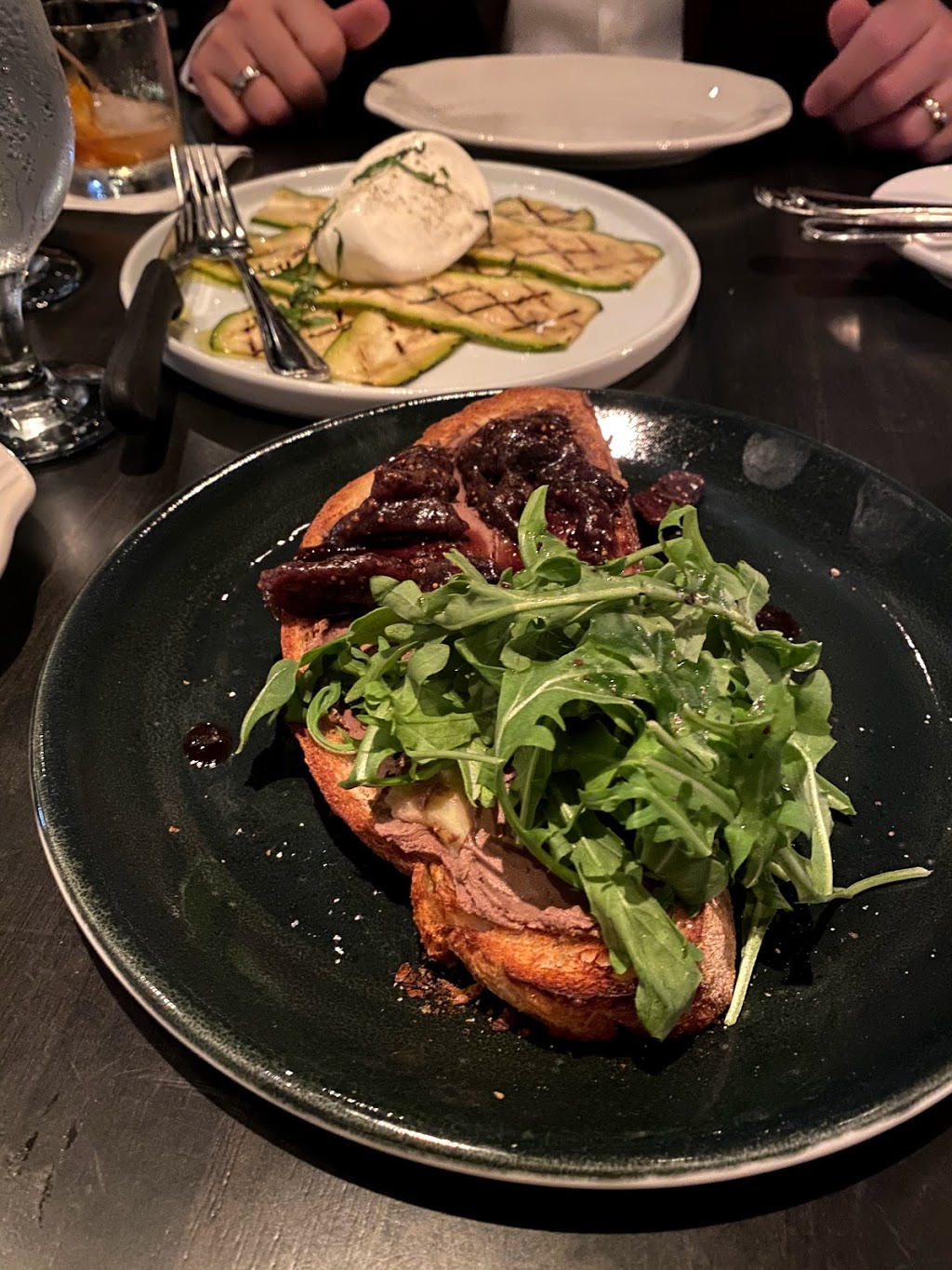 Carmelas | restaurant | 1910 Harrison St, Hollywood, FL 33020, USA | 9549880464 OR +1 954-988-0464