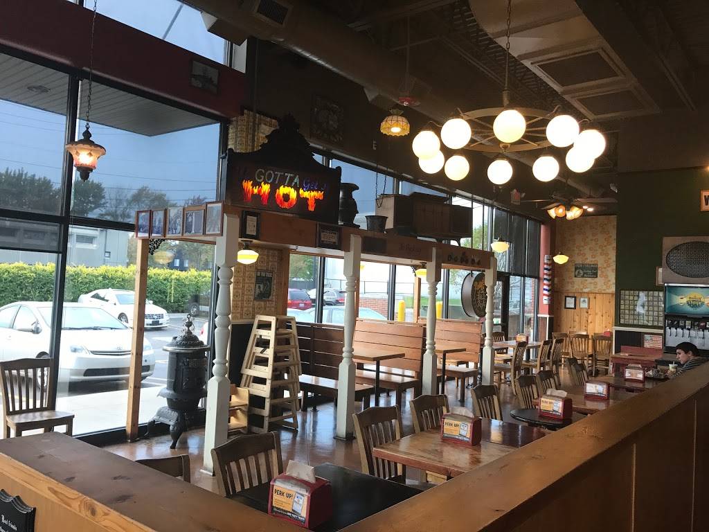 Potbelly Sandwich Shop | restaurant | 24556 West 12 Mile Road, Southfield, MI 48034, USA | 2483044492 OR +1 248-304-4492