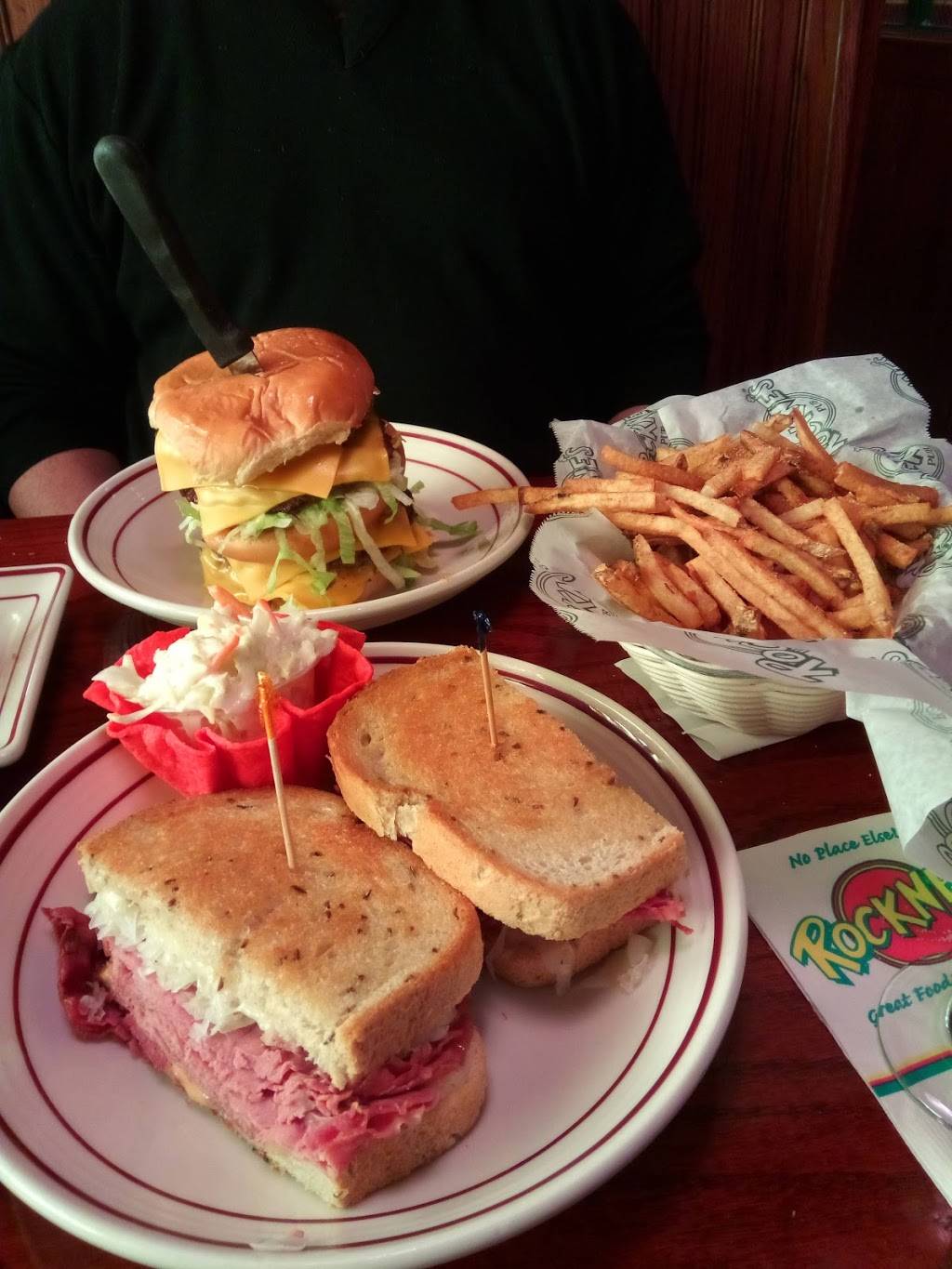 Rocknes | restaurant | 4754 Ridge Rd, Brooklyn, OH 44144, USA | 2164851900 OR +1 216-485-1900