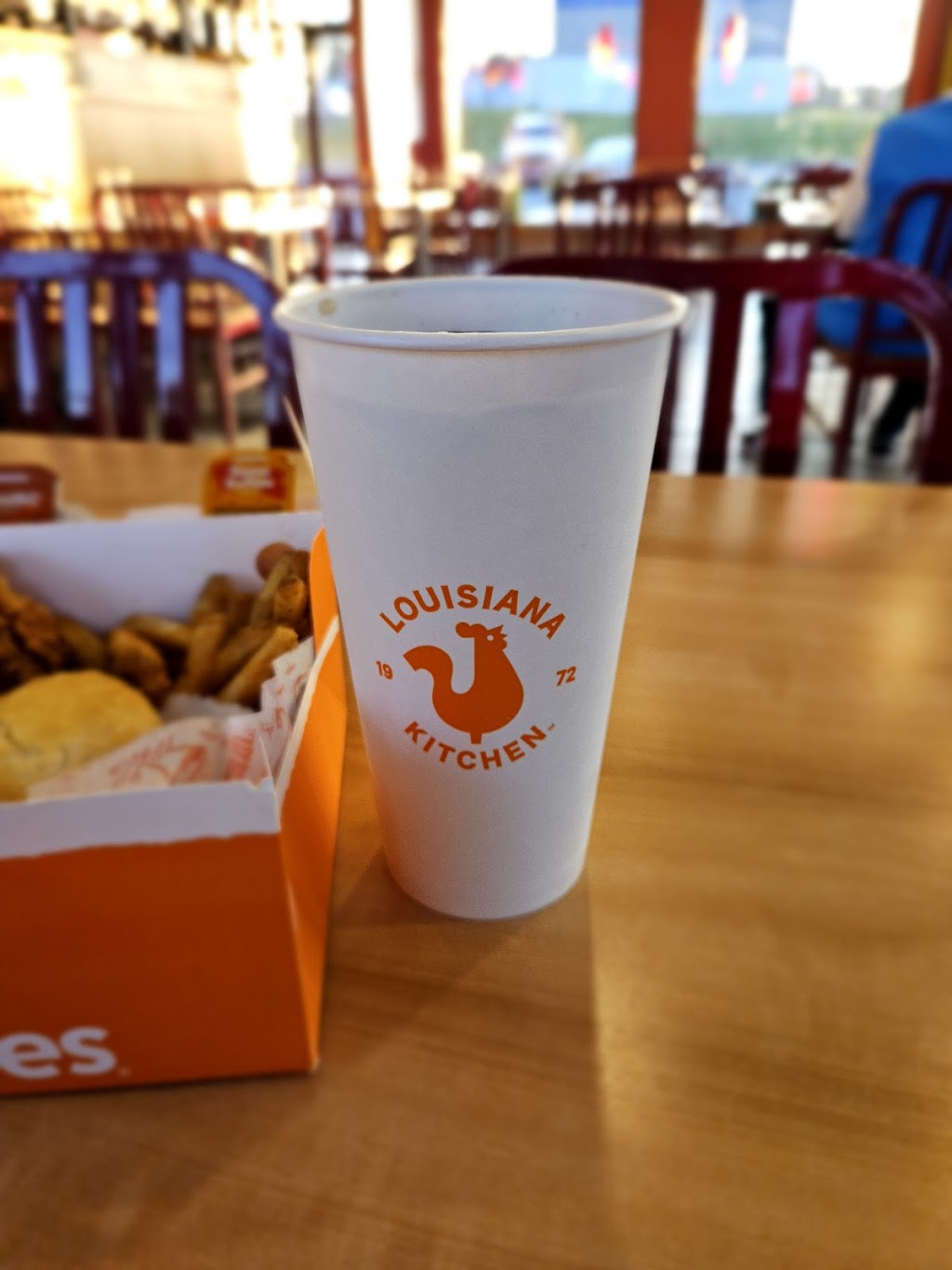 Popeyes Louisiana Kitchen | restaurant | 200 E Kiehl Ave, Sherwood, AR 72120, USA | 5018332257 OR +1 501-833-2257