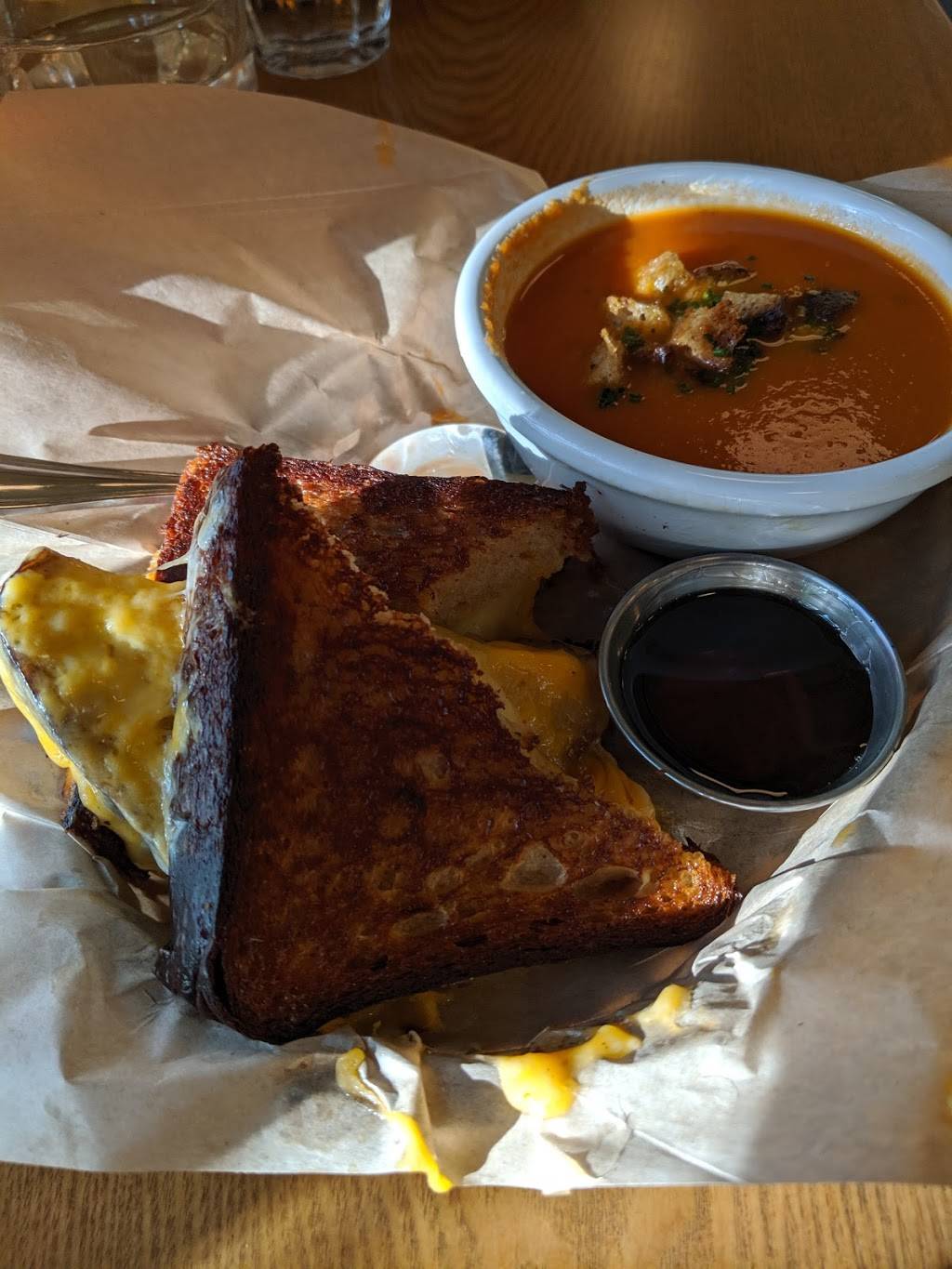 Cheese Louise | restaurant | 4279 Sheridan Ave S, Minneapolis, MN 55410, USA | 6128862913 OR +1 612-886-2913