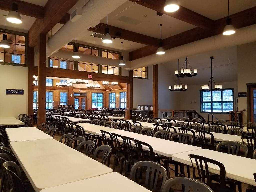 Castlerock Pub | restaurant | 66 Gate House Ln, Warren, VT 05674, USA | 8025836594 OR +1 802-583-6594