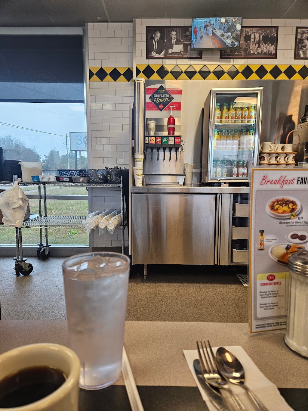 Waffle House | meal takeaway | 3651 Airport Blvd, Mobile, AL 36608, USA | 2513428701 OR +1 251-342-8701