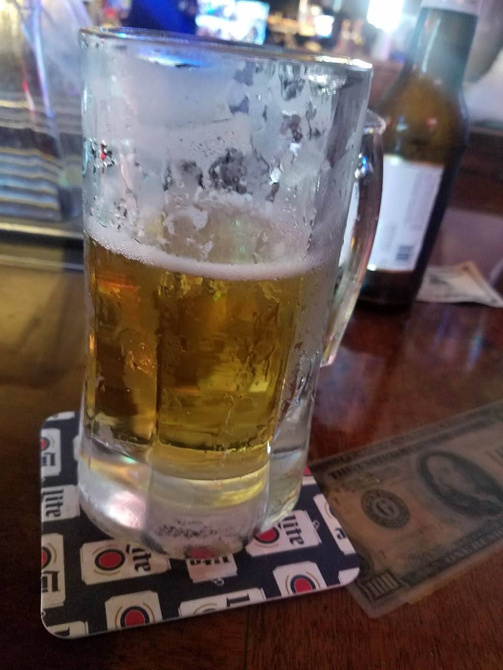 Frolic Lounge | restaurant | 2902 Washington St, Waukegan, IL 60085, USA | 8473368910 OR +1 847-336-8910