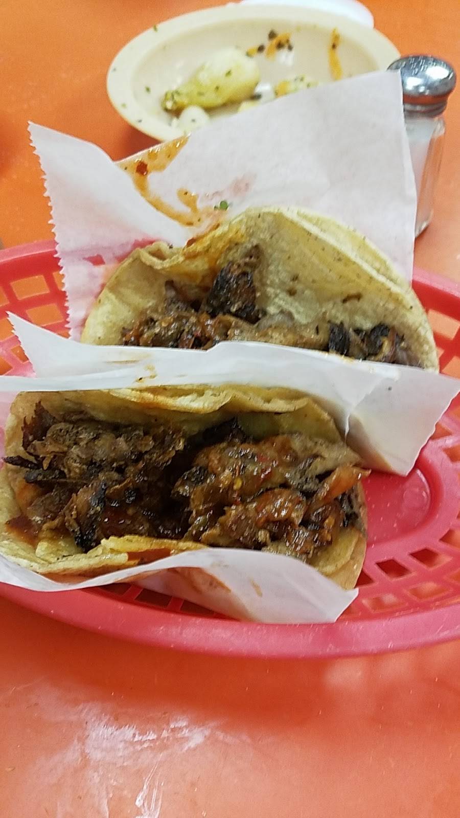 Atotonilco Taqueria | restaurant | 1649 W 47th St, Chicago, IL 60609, USA | 7732475870 OR +1 773-247-5870