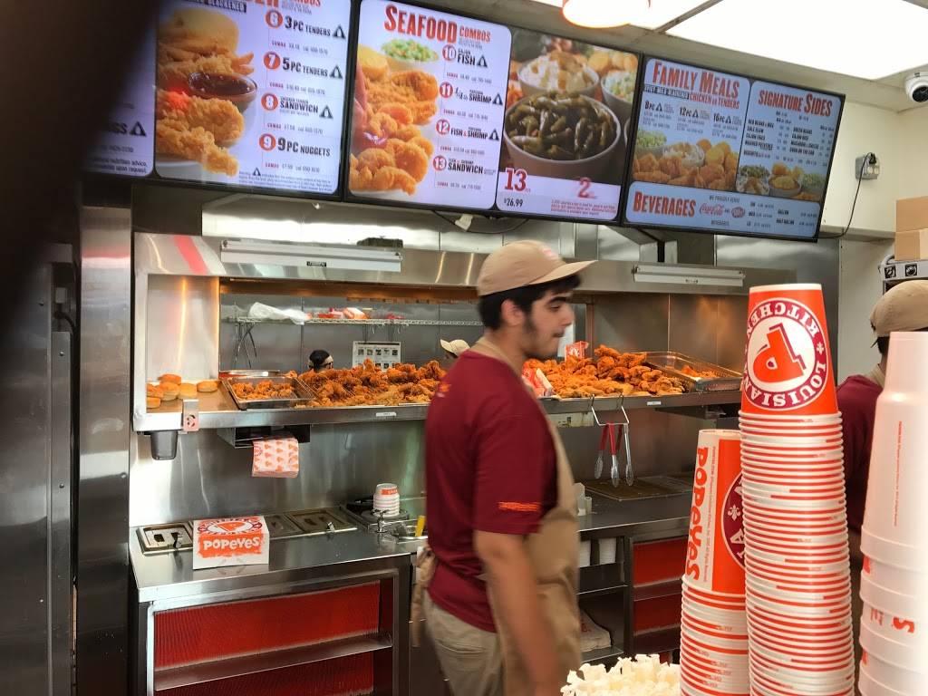 Popeyes Louisiana Kitchen | restaurant | 10413 Lefferts Blvd, South Richmond Hill, NY 11419, USA | 7183222325 OR +1 718-322-2325