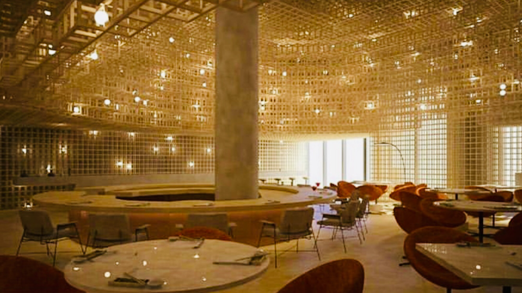 Kosushi Miami | restaurant | 801 South Pointe Dr Unit# 105, Miami Beach, FL 33139, USA | 7866477272 OR +1 786-647-7272