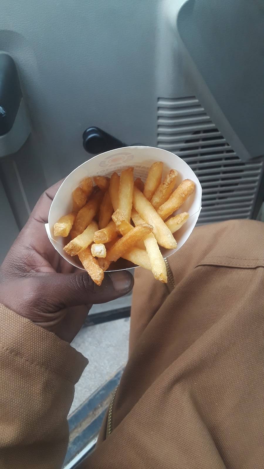 Sonic Drive-In | restaurant | 175 N Valley Pkwy, Lewisville, TX 75067, USA | 9724200544 OR +1 972-420-0544