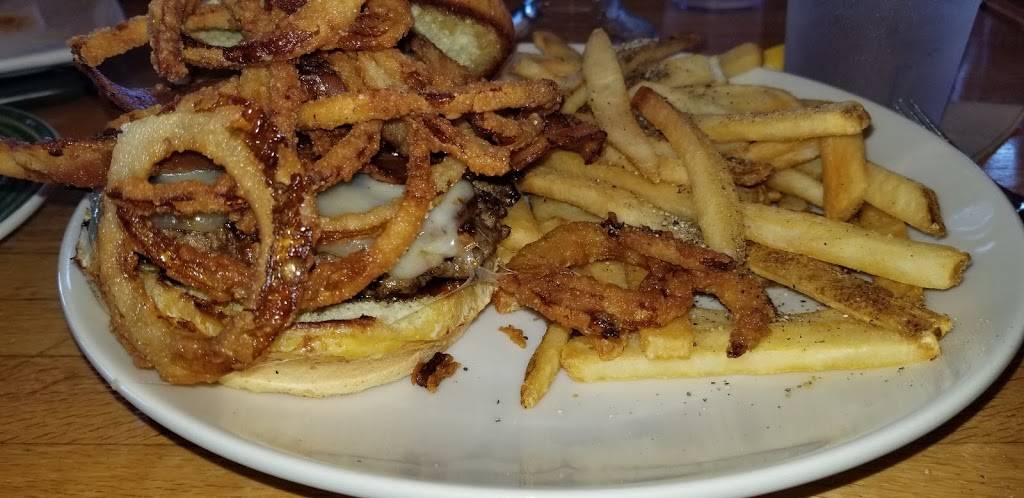 Applebees Grill + Bar | restaurant | 6310 Richmond Hwy, Alexandria, VA 22306, USA | 7037681636 OR +1 703-768-1636