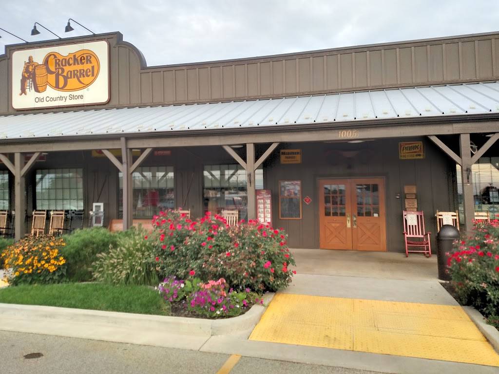 Cracker Barrel Old Country Store | restaurant | 6398 Crane Dr, Whitestown, IN 46075, USA | 3177695205 OR +1 317-769-5205
