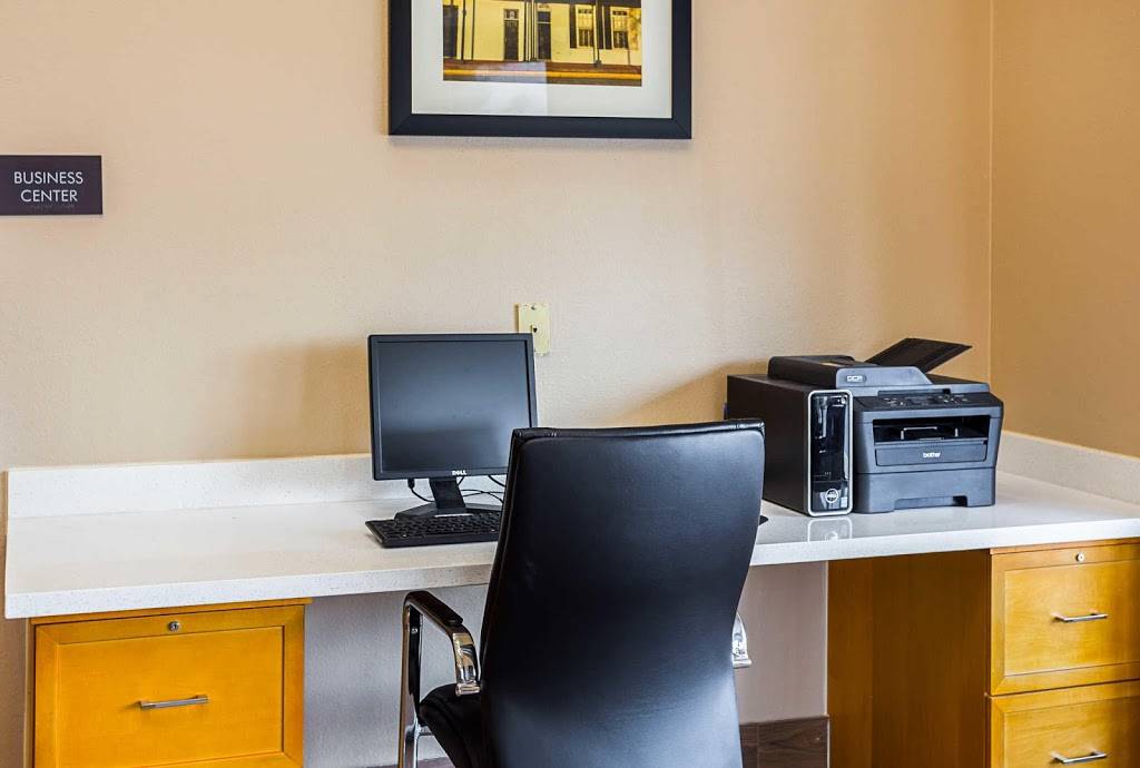 Comfort Inn | restaurant | 4924 Constitution Ave, Baton Rouge, LA 70808, USA | 2255905186 OR +1 225-590-5186