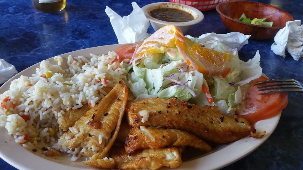 Las Islas Marias | restaurant | 8990 Sierra Ave Q, Fontana, CA 92335, USA | 9093551750 OR +1 909-355-1750