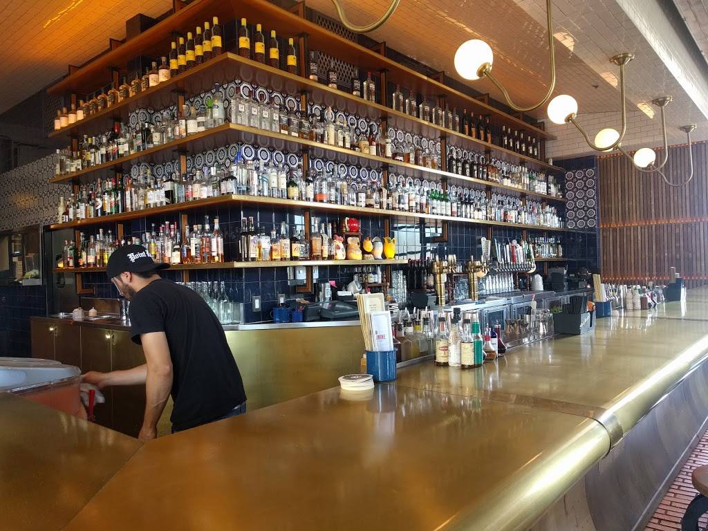 Soda & Swine Liberty Station | restaurant | 2750 Dewey Rd #104, San Diego, CA 92106, USA | 6195019989 OR +1 619-501-9989