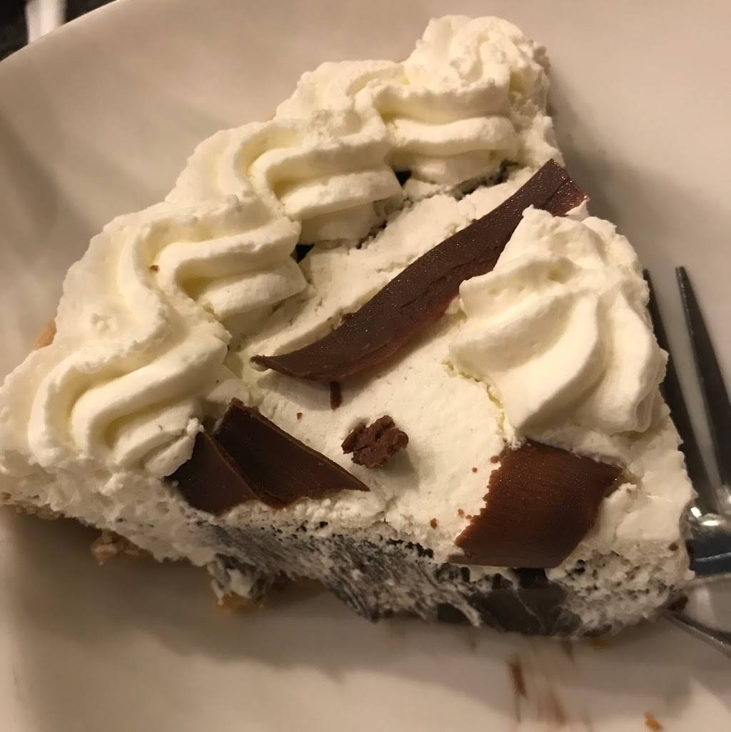 Cocos Bakery Restaurant | restaurant | 15955 W Clearview Blvd, Surprise, AZ 85374, USA | 6232147776 OR +1 623-214-7776