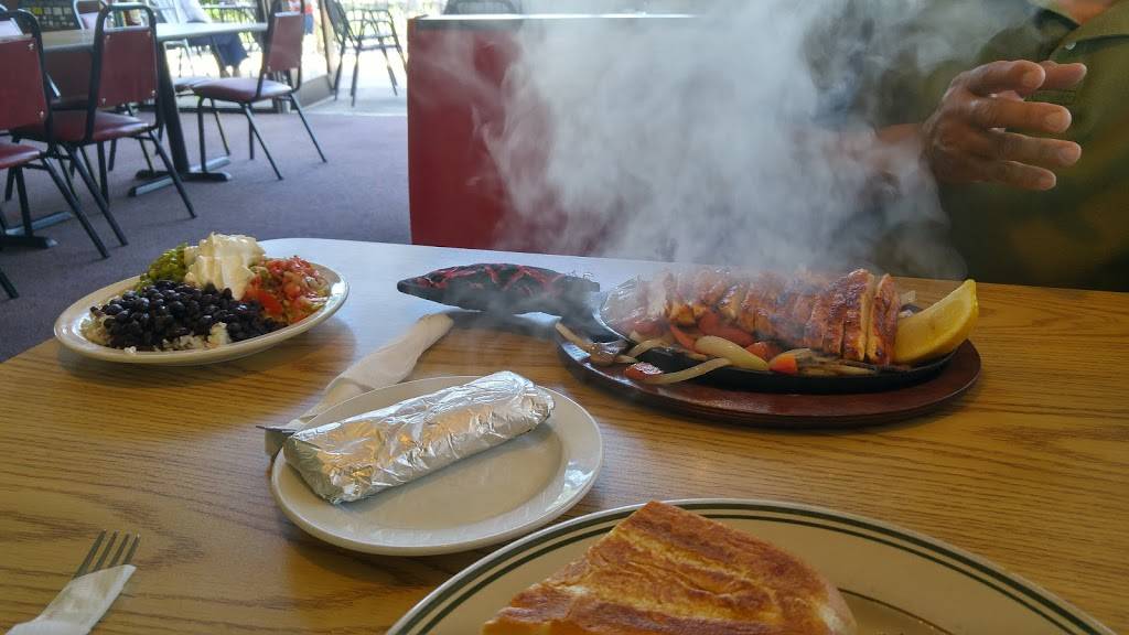 Louies Grill Fusion Restaurant | meal takeaway | 4453 Cemetery Rd, Hilliard, OH 43026, USA | 6147775606 OR +1 614-777-5606