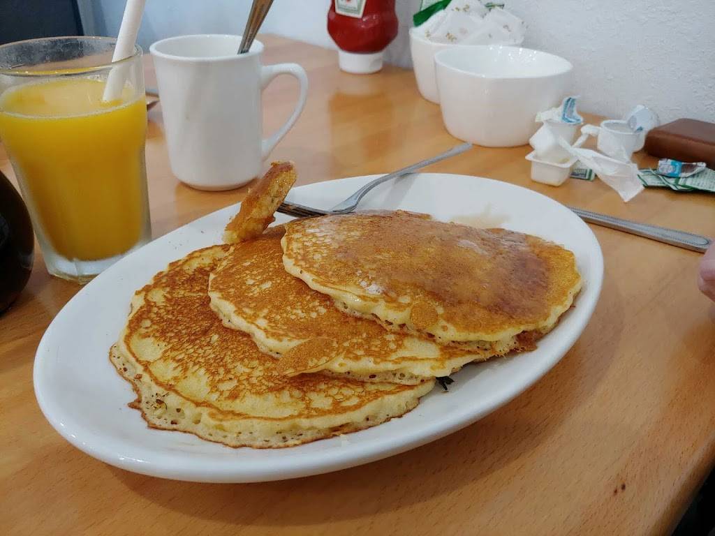 Vote Bernie 2020 | restaurant | 12125 Indian Rocks Rd, Largo, FL 33774, USA | 7272404555 OR +1 727-240-4555