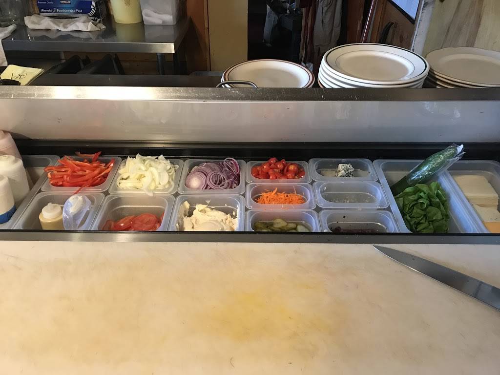 Trout Lake Country Inn | restaurant | 15 Guler Rd, Trout Lake, WA 98650, USA | 5093953667 OR +1 509-395-3667