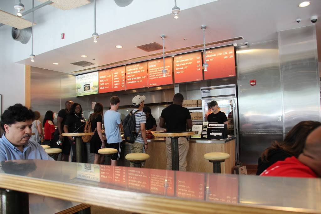 Chipotle Mexican Grill | restaurant | 3201 St Paul St Ste A, Baltimore, MD 21218, USA | 4106621701 OR +1 410-662-1701