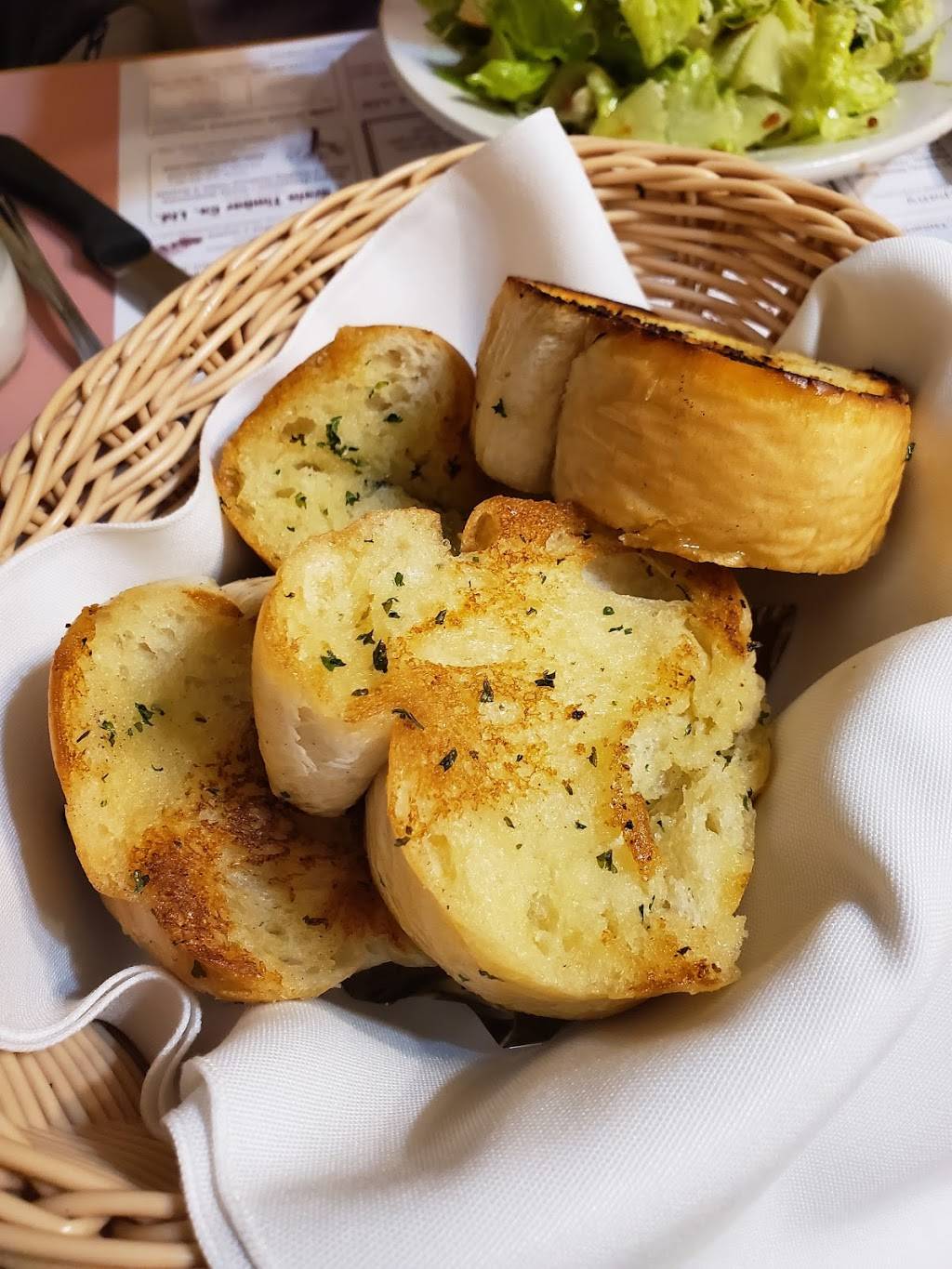 Stevens Bar-B-Q Restaurant | restaurant | 195 Toronto St S, Markdale, ON N0C 1H0, Canada | 5199862303 OR +1 519-986-2303