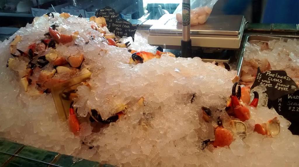 Island Seafood Market | restaurant | 4330 Pine Island Rd, Matlacha, FL 33993, USA | 2392832525 OR +1 239-283-2525